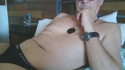 gyordy1 live cam on Cam4