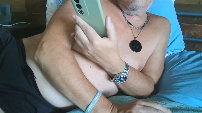 gyordy1 live cam on Cam4