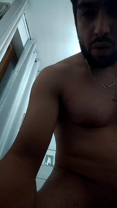 gypo22 live cam on Cam4