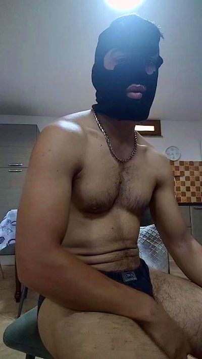 gypo22 live cam on Cam4