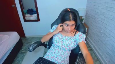 hadaliainy live cam on Cam4