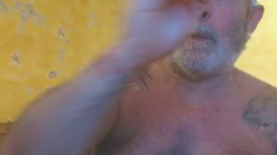 hairy2 live cam on Cam4