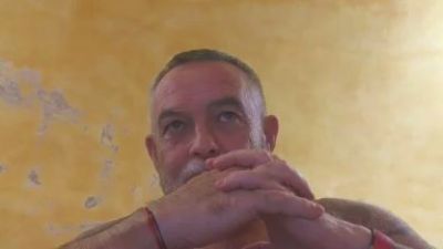 hairy2 live cam on Cam4