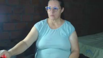 hairyglad69 live cam on Cam4