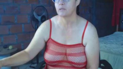 hairyglad69 live cam on Cam4