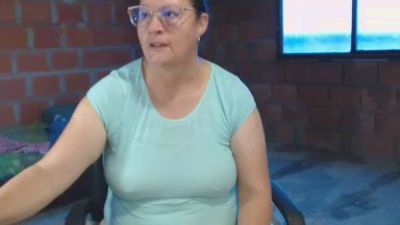 hairyglad69 live cam on Cam4