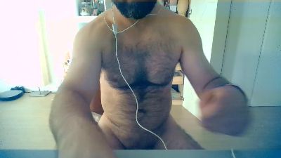hairymanvers live cam on Cam4