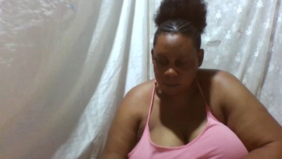 hairymaturee live cam on Cam4