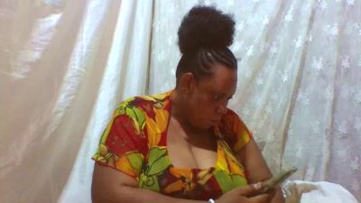 hairymaturee live cam on Cam4