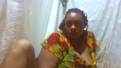 hairymaturee live cam on Cam4