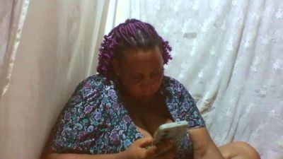 hairymaturee live cam on Cam4