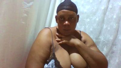 hairymaturee live cam on Cam4