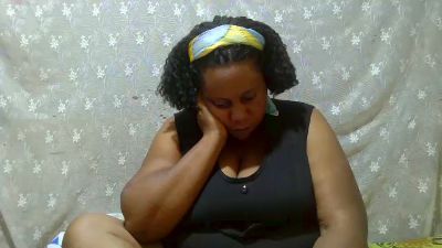 hairymaturee live cam on Cam4