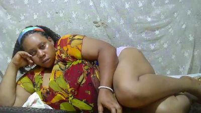 hairymaturee live cam on Cam4