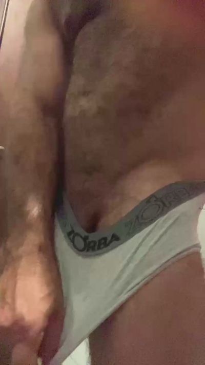 hairynhotguy live cam on Cam4