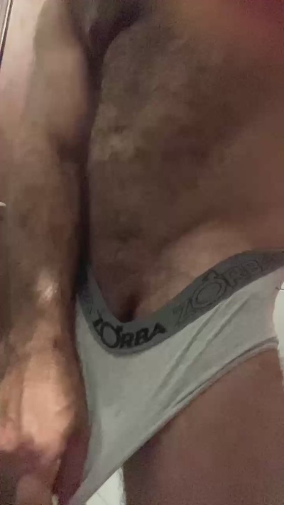 hairynhotguy live cam on Cam4