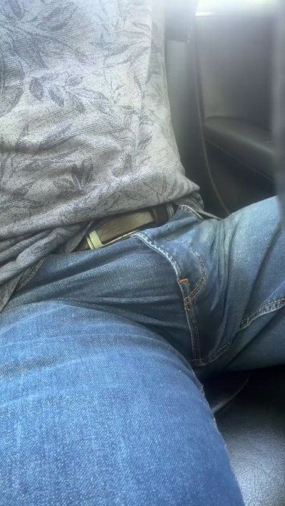 hakan183 live cam on Cam4