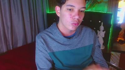 haku_nayro live cam on Cam4