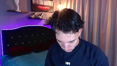 haku_nayro live cam on Cam4