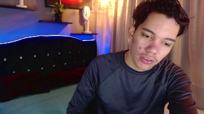 haku_nayro live cam on Cam4