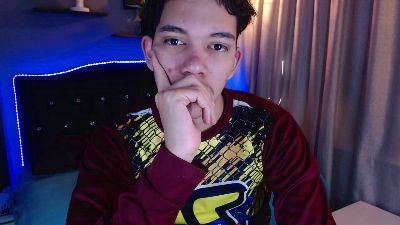 haku_nayro live cam on Cam4