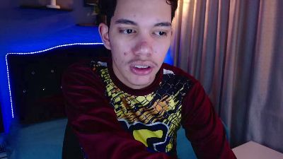 haku_nayro live cam on Cam4