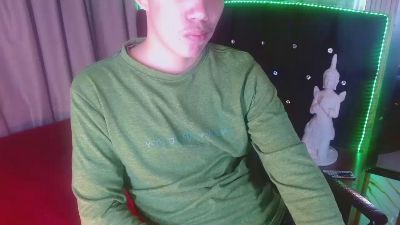 haku_nayro live cam on Cam4