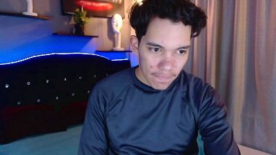 haku_nayro live cam on Cam4