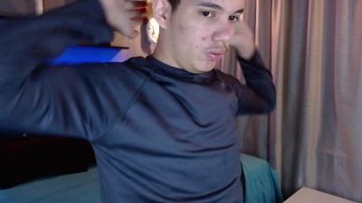 haku_nayro live cam on Cam4