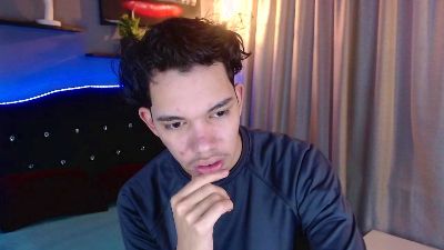 haku_nayro live cam on Cam4