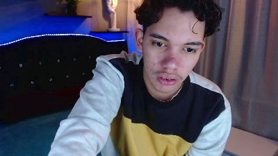 haku_nayro live cam on Cam4