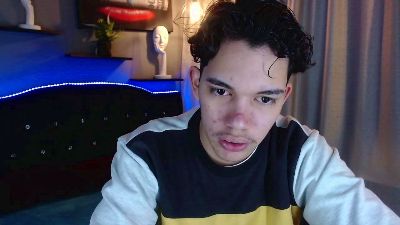 haku_nayro live cam on Cam4