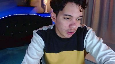 haku_nayro live cam on Cam4