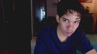 haku_nayro live cam on Cam4