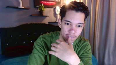 haku_nayro live cam on Cam4