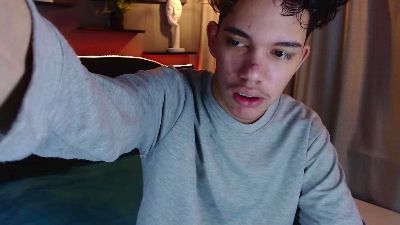 haku_nayro live cam on Cam4