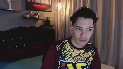 haku_nayro live cam on Cam4