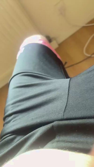 hallo197 live cam on Cam4