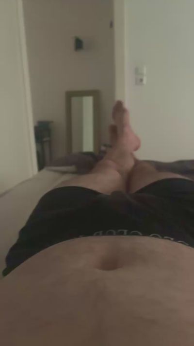 hallo197 live cam on Cam4