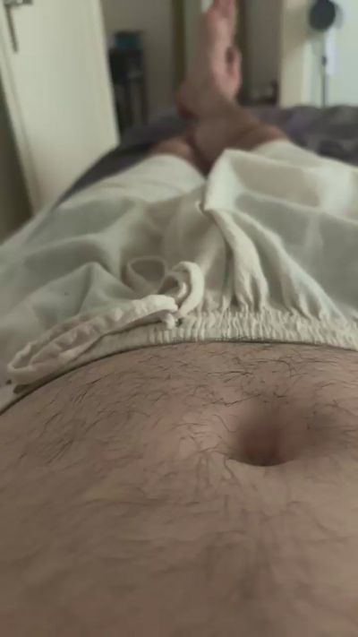hallo197 live cam on Cam4