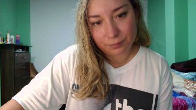 hannahevans live cam on Cam4