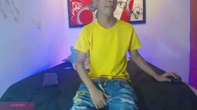hardsexlove08 live cam on Cam4