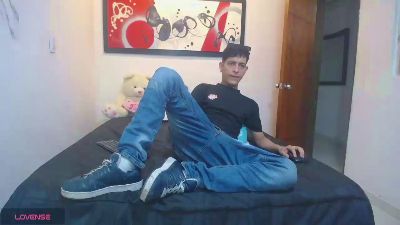 hardsexlove08 live cam on Cam4