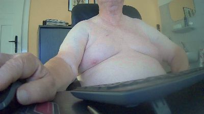 hardy2650 live cam on Cam4