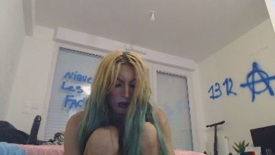 harleyqueerlh live cam on Cam4