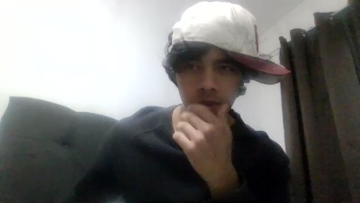 harry18201 live cam on Cam4