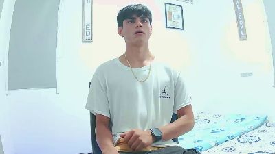 harry_232001 live cam on Cam4