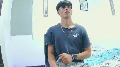 harry_232001 live cam on Cam4