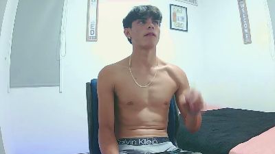 harry_232001 live cam on Cam4