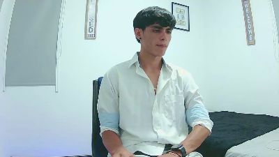 harry_232001 live cam on Cam4